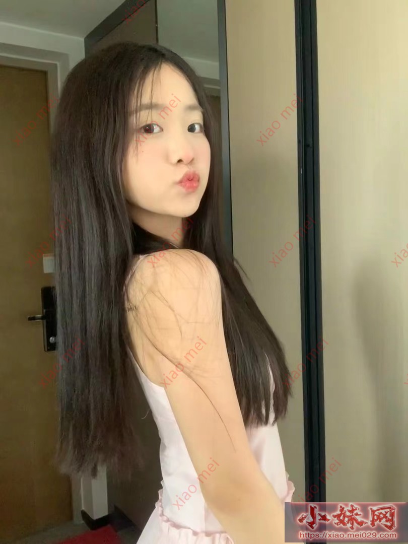 fan fan 范范(1107) 小妹网